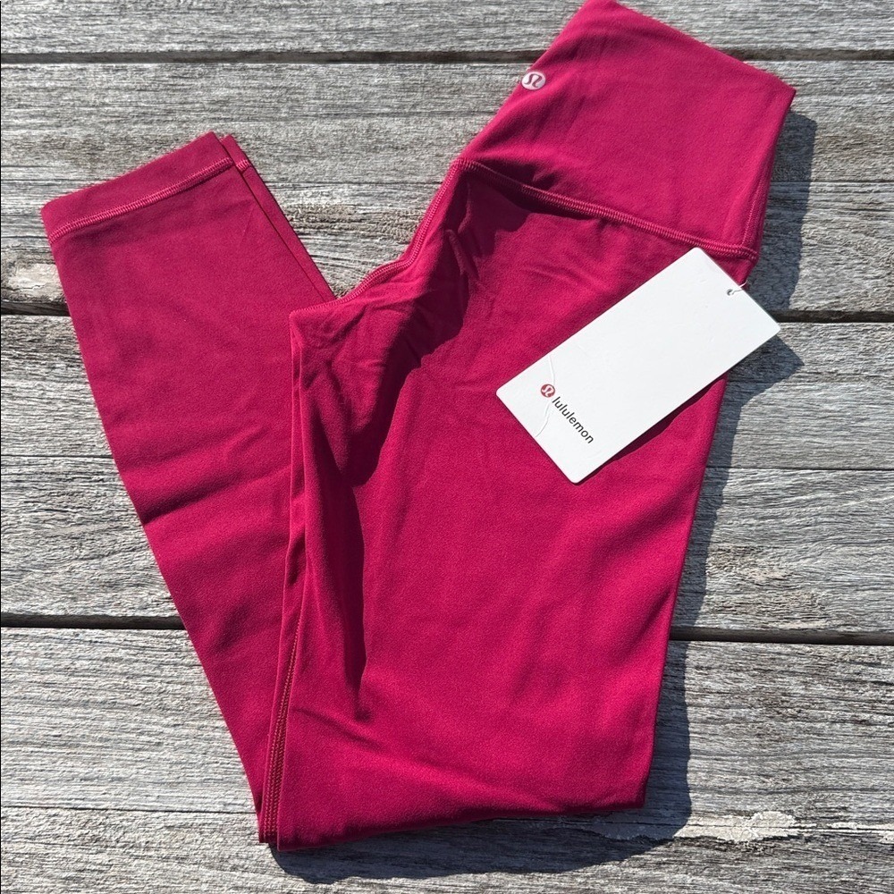 Lululemon Align No Line High-Rise Pant 25" Berry Rumble pink size 4‎ NWT